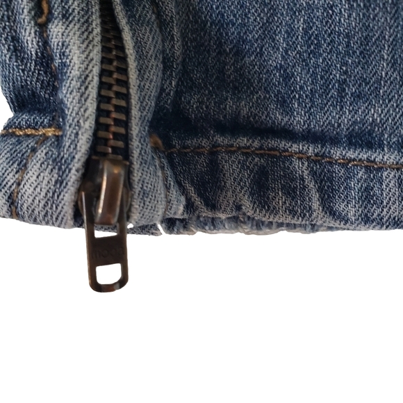 Zara Jeans Slight Distress Zipper Hem Size 6 - Picture 5 of 8